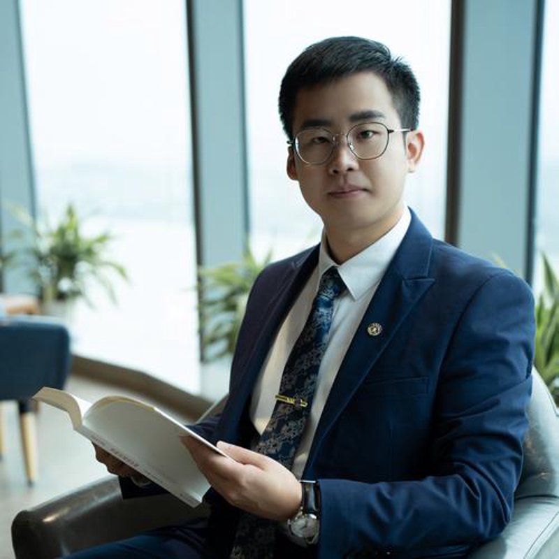 企业法治之光：法律顾问如何照亮企业发展之路
